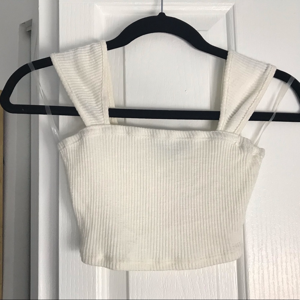 AKIRA off-white crop top NWT